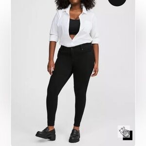 Bombshell Premium Stretch Skinny Jean - Black 16 Short